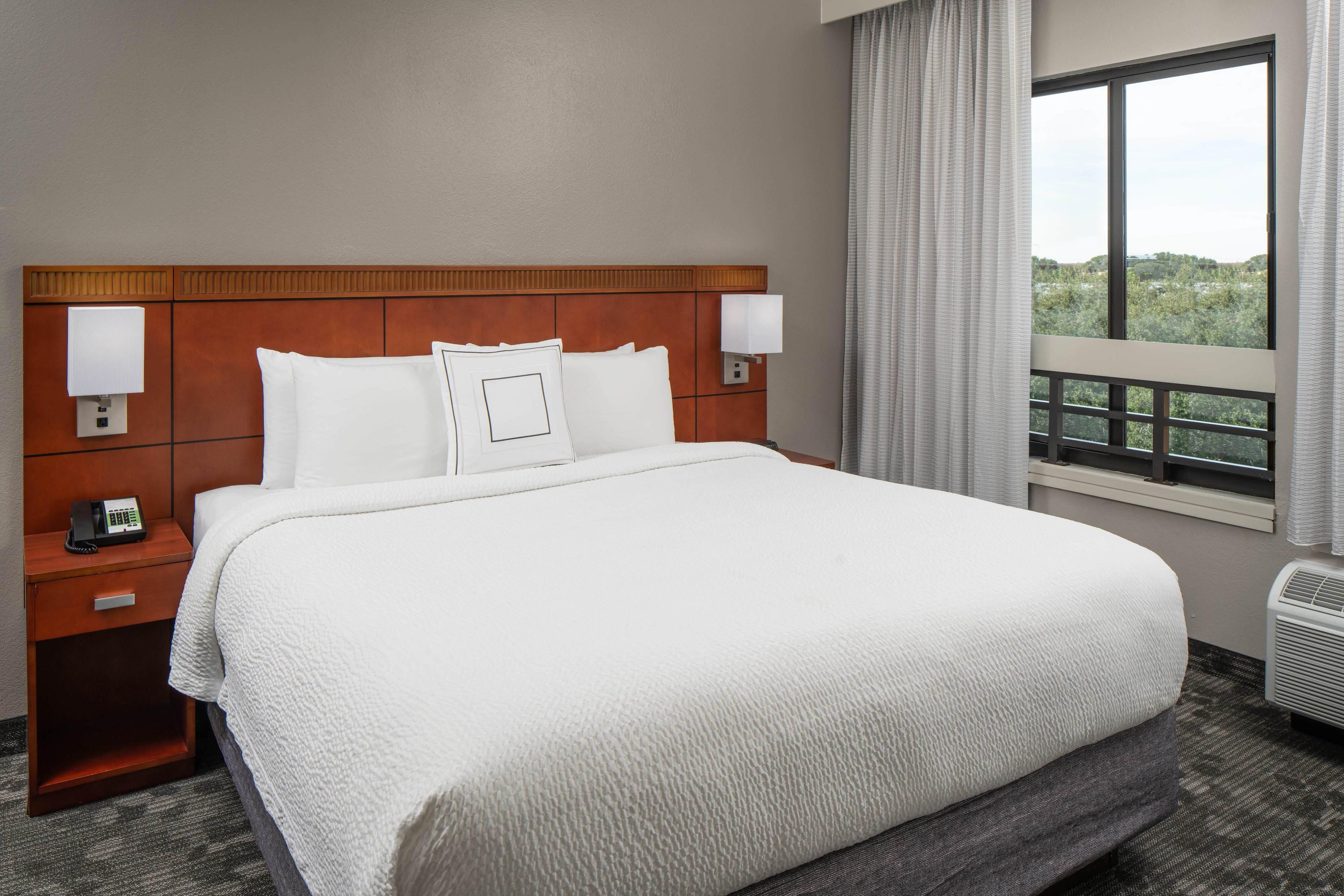 Sonesta Select Miami Lakes Kültér fotó